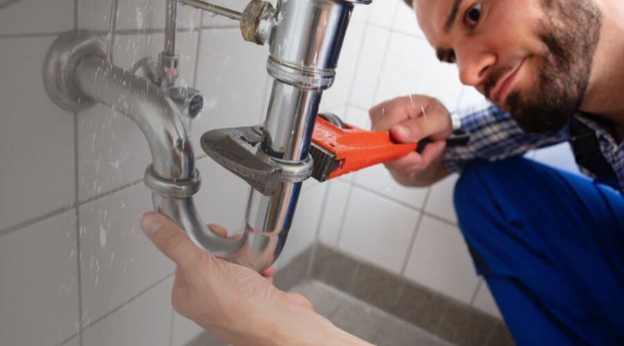 Professional same day plumber services in Farwell, NE
